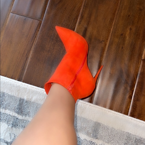 🔥Rare🔥Christian Louboutin 🔥So Kate Ankle Booties Papaya - Picture 4 of 8